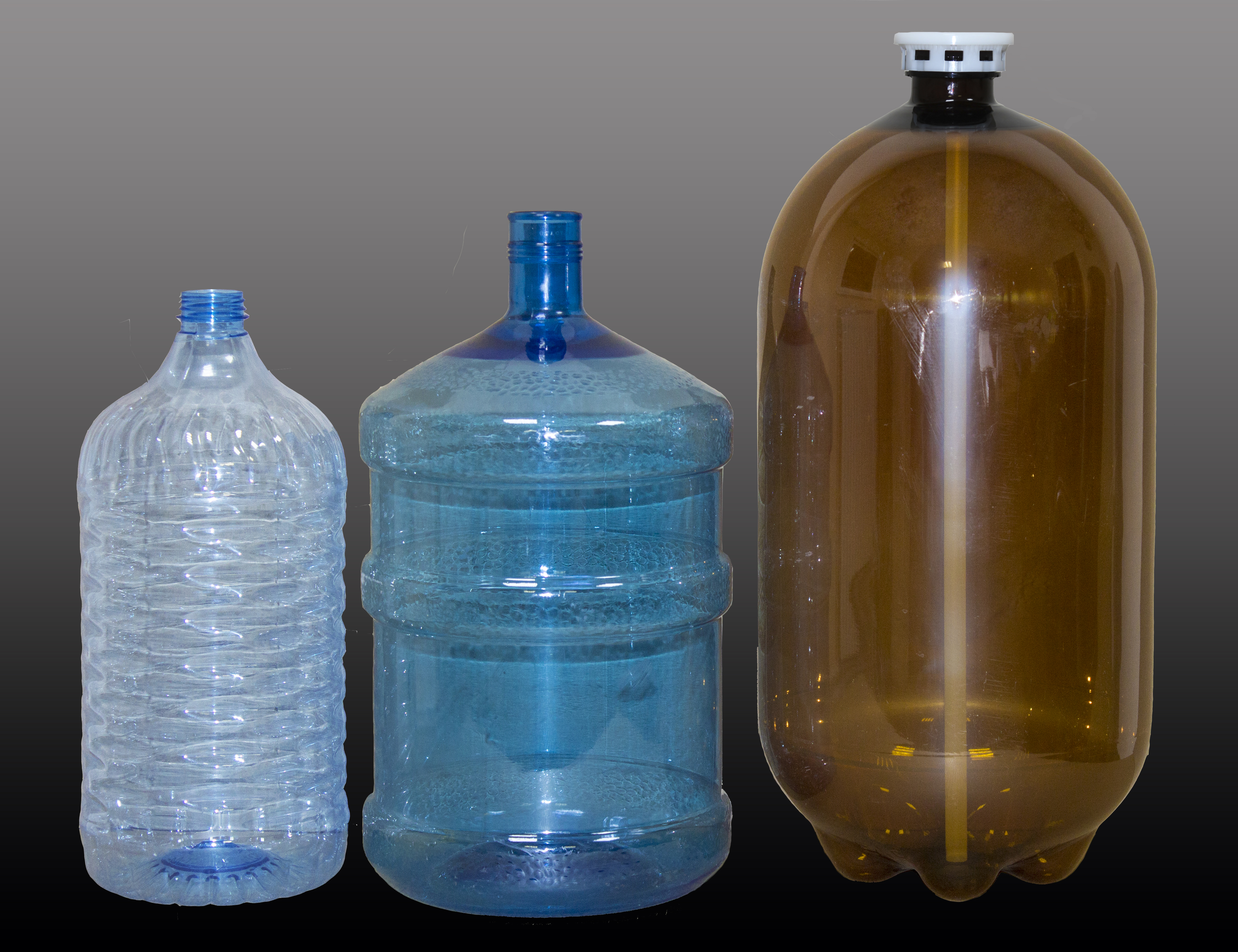 Купить пластиквые бутылки 5 литров. Цена, продажа оптом, заказ ПЭТ бутылок 5 л на сайте.